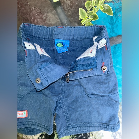 Gagou Tagou | blue shorts with elastic adjustable waist | size 24m - Picture 3 of 3
